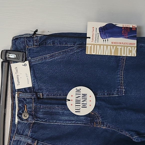 !iT High Rise Straight Leg size 6 - Picture 2 of 7